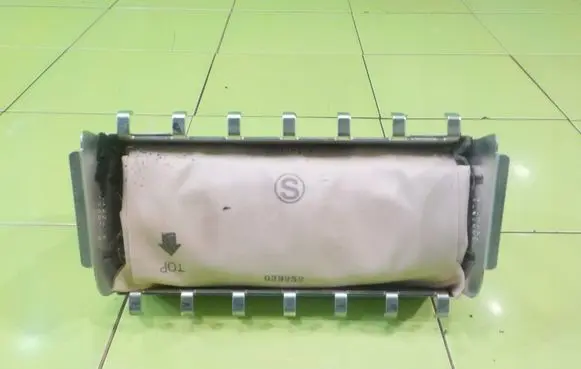 Ford Ranger Passenger airbag 