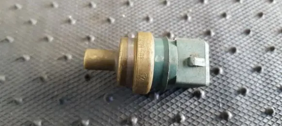Coolant temperature sensor