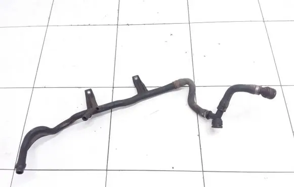 BMW 1 E81 E87 Engine coolant pipe/hose 7526915 7525028