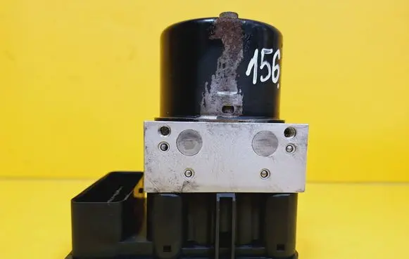 Volkswagen Golf IV ABS Pump 1C0907379G 1J0614517G