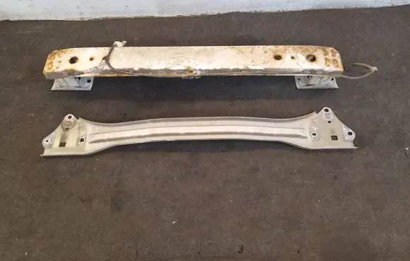 Toyota Yaris Rear bumper cross member 