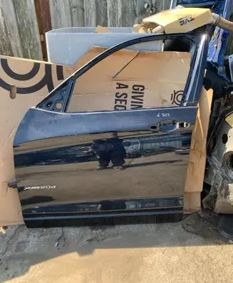 BMW X3 F25 Front door