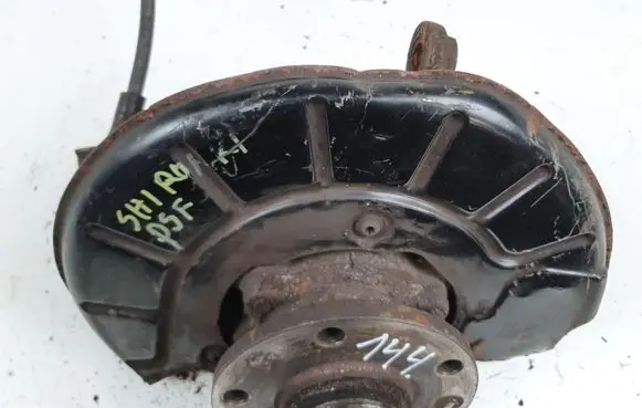 Volkswagen Scirocco Front wheel hub spindle knuckle 1K0615311F