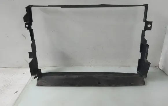 Mercedes-Benz Vaneo W414 Intercooler air guide/duct channel 