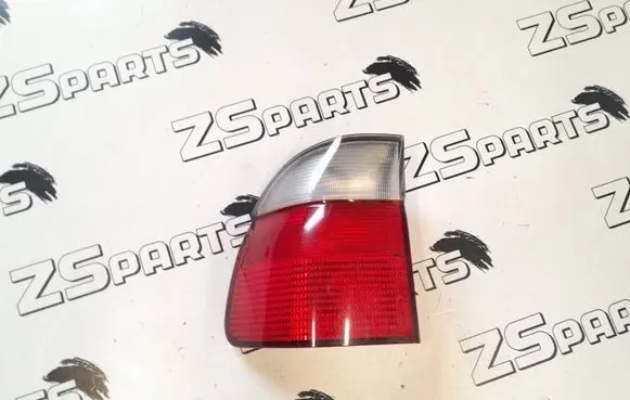 BMW 5 E39 Rear/tail lights 2496321