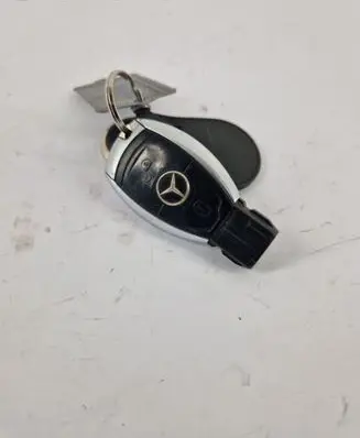 Mercedes-Benz ML W164 Ignition key/card 
