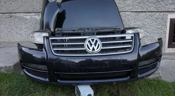 Volkswagen Touareg I Front piece kit 