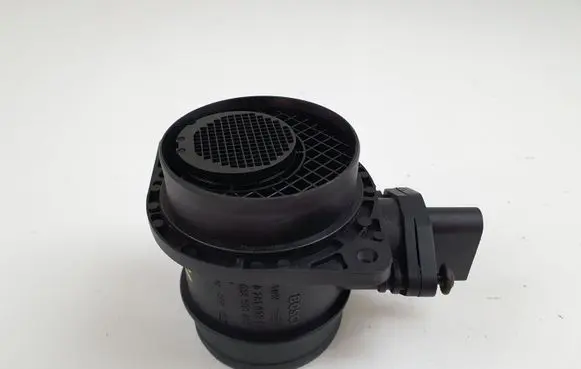 Audi A4 S4 B6 8E 8H Mass air flow meter 0281002531 038906461B
