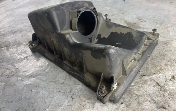 Ford Focus Air filter box cover 3m519600 3m5u9643