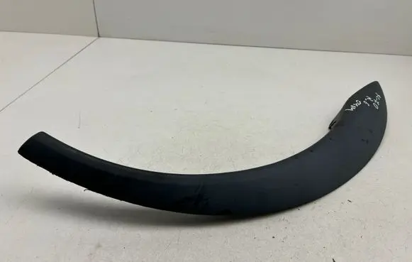 Volvo XC70 Rear arch trim 8620134
