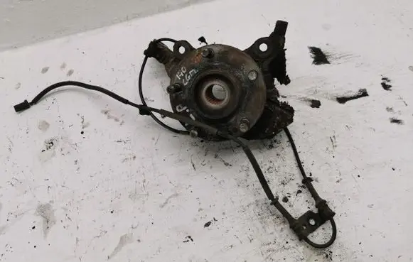 Hyundai i40 Front wheel hub spindle knuckle