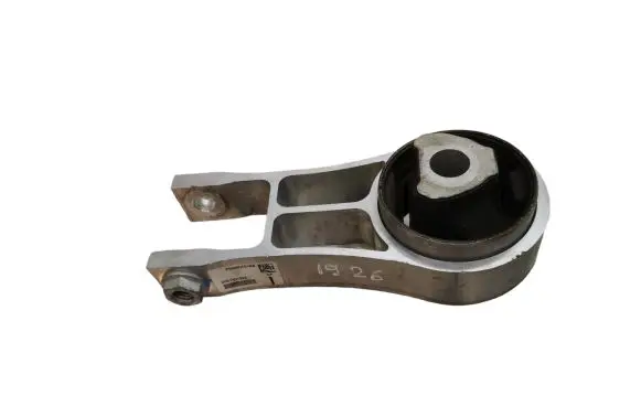 Chrysler Pacifica Engine mount bracket 68485537AA