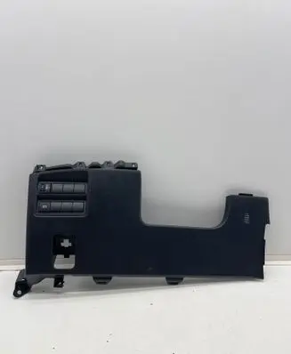 Dashboard lower bottom trim panel