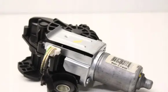 Peugeot 308 Rear window wiper motor 