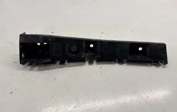 Ford Mustang VI Front bumper mounting bracket FR3B16C066AEC FR3B16C066AE FR3B16C066A