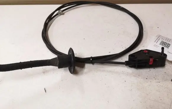 Peugeot 807 Engine bonnet (hood) release handle