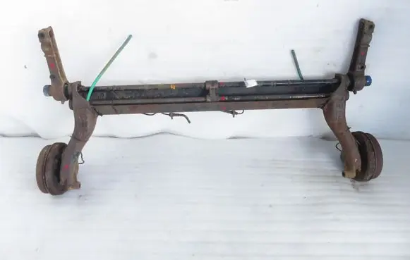 Renault Megane I Rear axle beam 