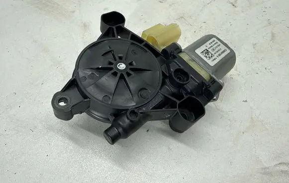 Ford Escape IV Rear door window regulator motor LJ6Z5823394A CM0941000 0130822091