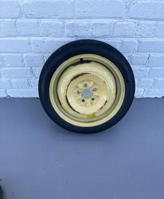 Toyota Avensis T250 R16 spare wheel 