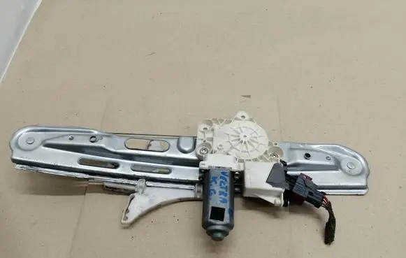 Opel Vectra C Rear door window regulator with motor 990093103