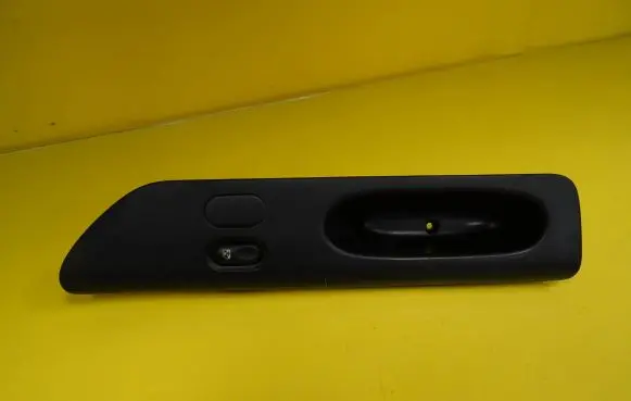 Renault Espace III Electric window control switch 770167 7700822678B