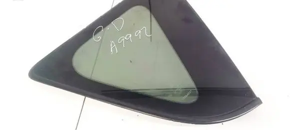 Toyota RAV 4 (XA30) Rear side window