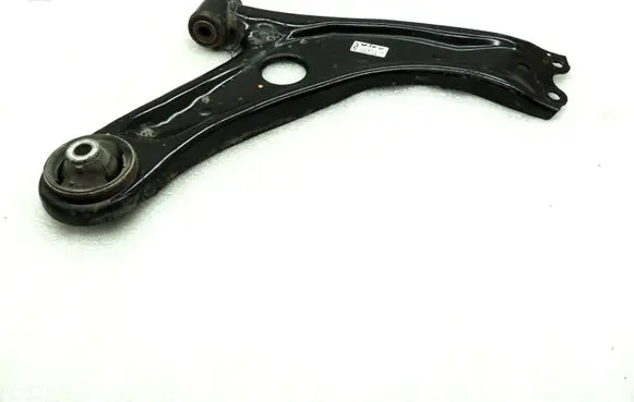 Toyota Yaris XP210 Front control arm 48068K0020