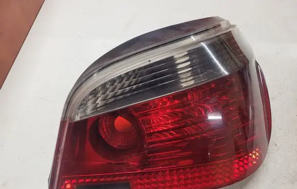 BMW 5 E60 E61 Rear/tail lights 6910768