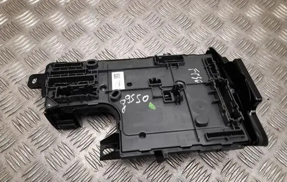 Tesla Model Y Door control unit/module P189968940B