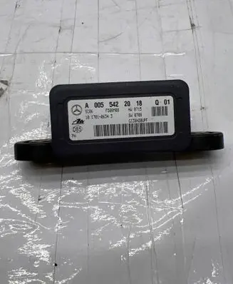 Mercedes-Benz GL X164 ESP acceleration yaw rate sensor A0055422018 FD08M08 10170106343