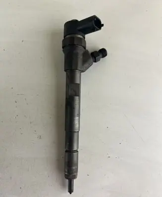 Jeep Cherokee III KJ Fuel injector 0445110217 044511021