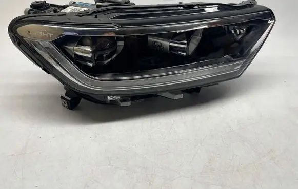 Volkswagen T-Roc Headlight/headlamp 2GA941036AF
