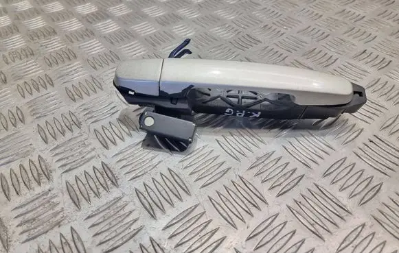 Toyota Corolla Verso E121 Rear door exterior handle 242305