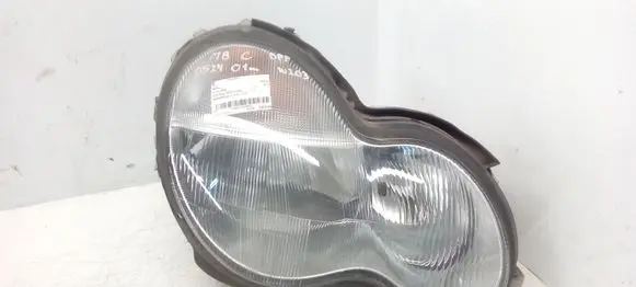 Mercedes-Benz C W203 Headlight/headlamp 030116602 A2038200861