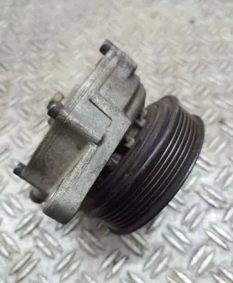 Mercedes-Benz E W211 Water pump