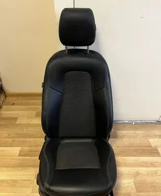 Mercedes-Benz CLA C118 X118 Front passenger seat 