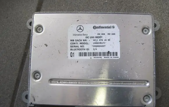 Mercedes-Benz ML W164 Bluetooth control unit module A2118701885