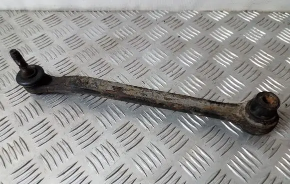 Rear control arm