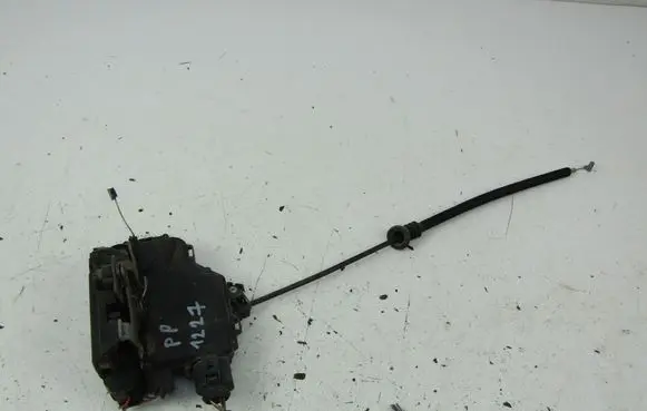 Skoda Fabia Mk1 (6Y) Front door lock 