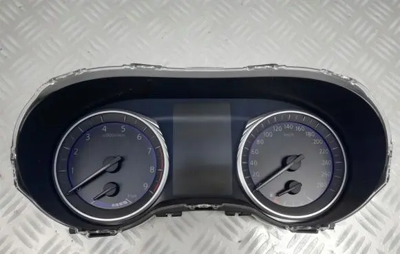 Infiniti Q50 Speedometer (instrument cluster) 4R0A6XRX