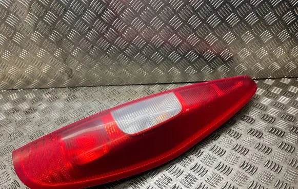 Mitsubishi Colt Rear/tail lights MR957374