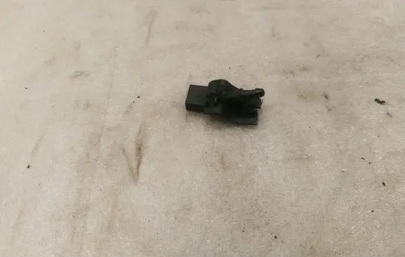 Toyota Avensis T270 Windshield washer spray nozzle 8538112300