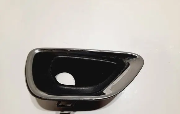 Jeep Grand Cherokee Front bumper lower grill