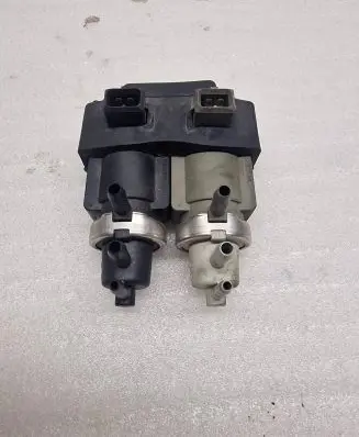 Audi A8 S8 D2 4D Turbo solenoid valve 059906629