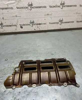 Other engine bay part