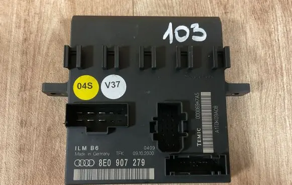 Audi A4 S4 B6 8E 8H Comfort/convenience module 8E0907279