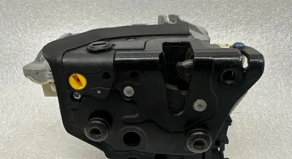 Audi Q7 4L Rear door lock 3C4839015A