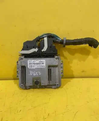 Ford Focus Wing mirror control module 