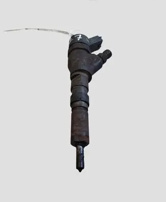 Citroen Xantia Fuel injector 9635196580