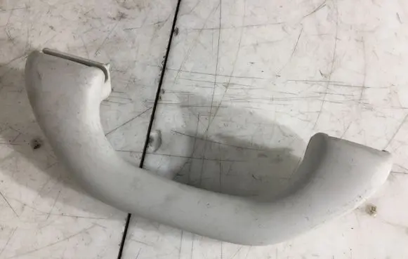 Volkswagen Touran I Front interior roof grab handle 6N0857607AB